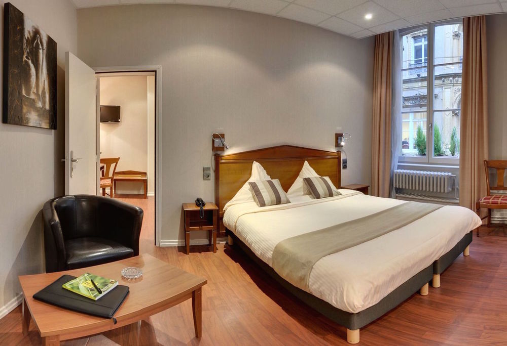 Mercure Grand Hotel Metz Centre Cathedrale Exterior foto