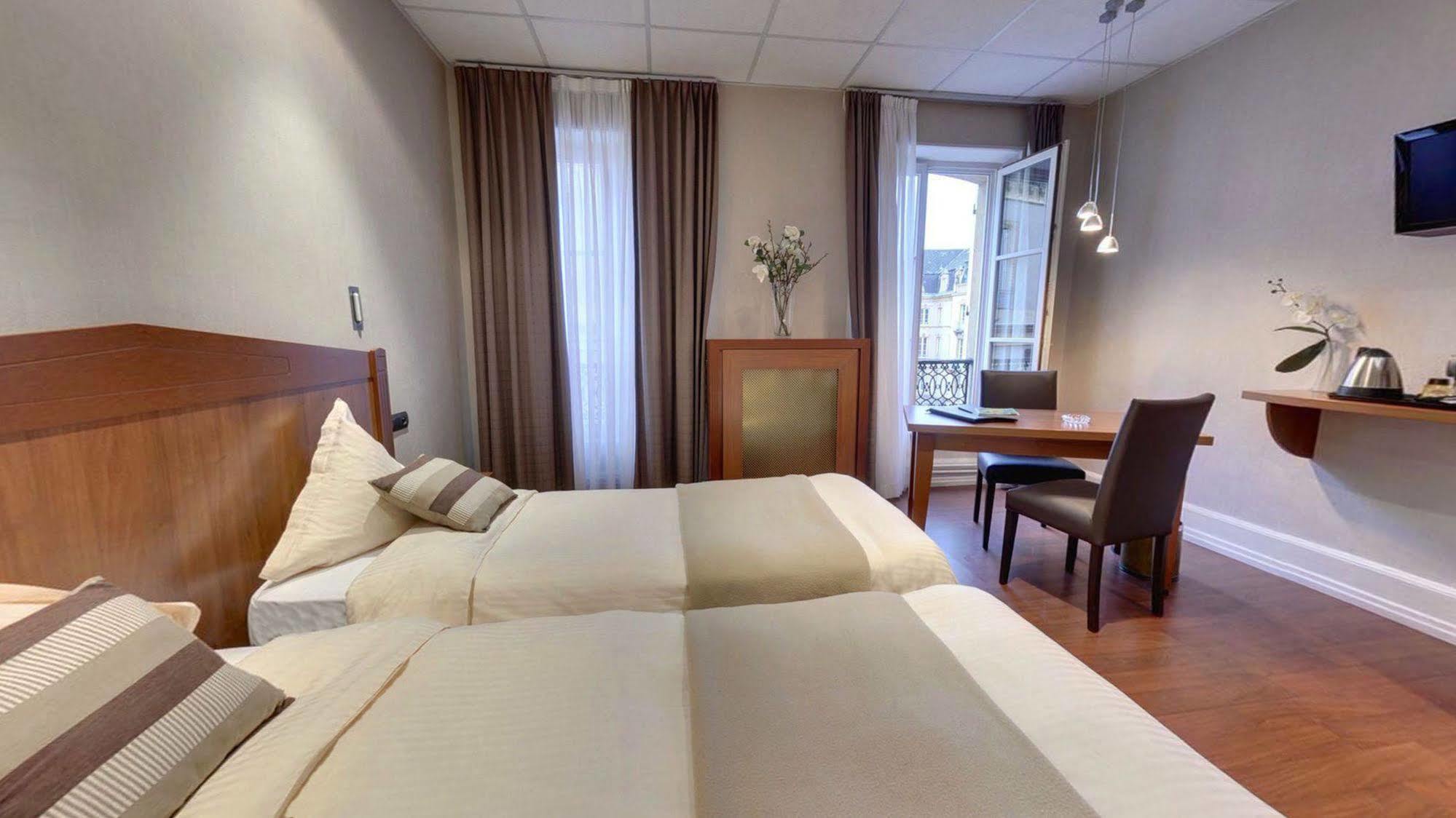 Mercure Grand Hotel Metz Centre Cathedrale Exterior foto